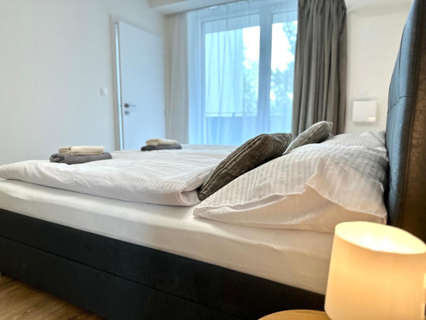 2 Room Apartment, New Building, Balcony, 208 Rovinka Luaran gambar
